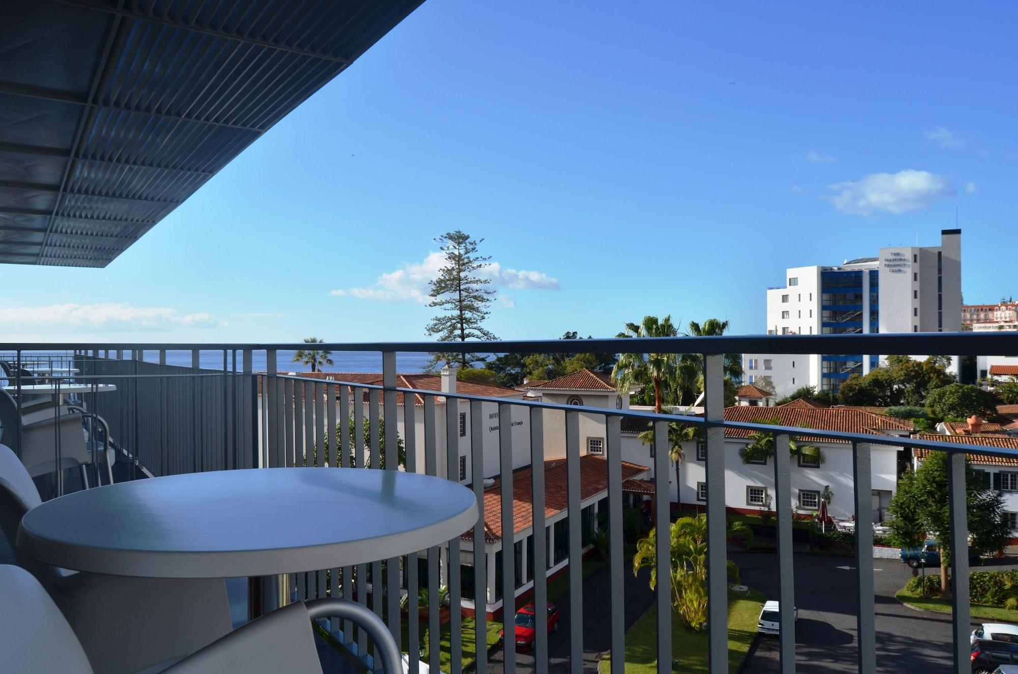 Madeira Bright Star By Petit Hotels Фуншал Екстериор снимка