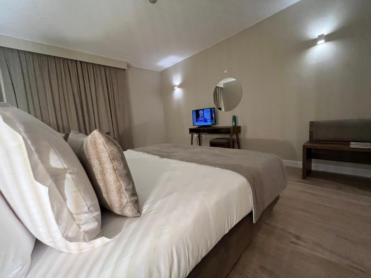 Madeira Bright Star By Petit Hotels Фуншал Екстериор снимка