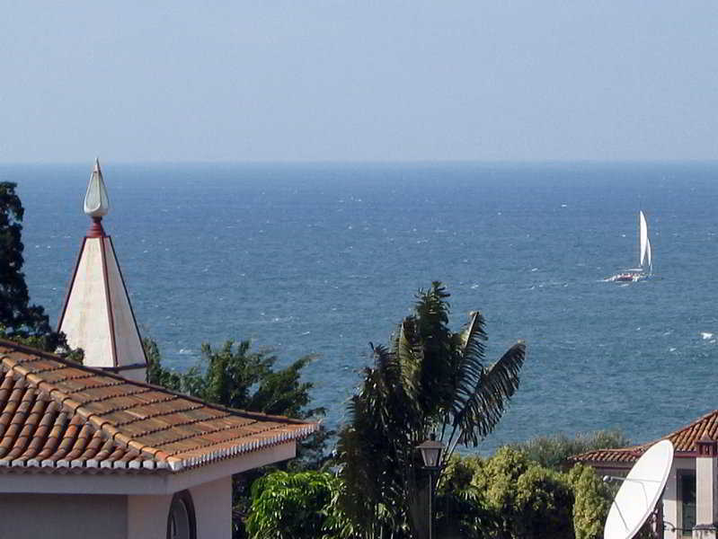 Madeira Bright Star By Petit Hotels Фуншал Екстериор снимка